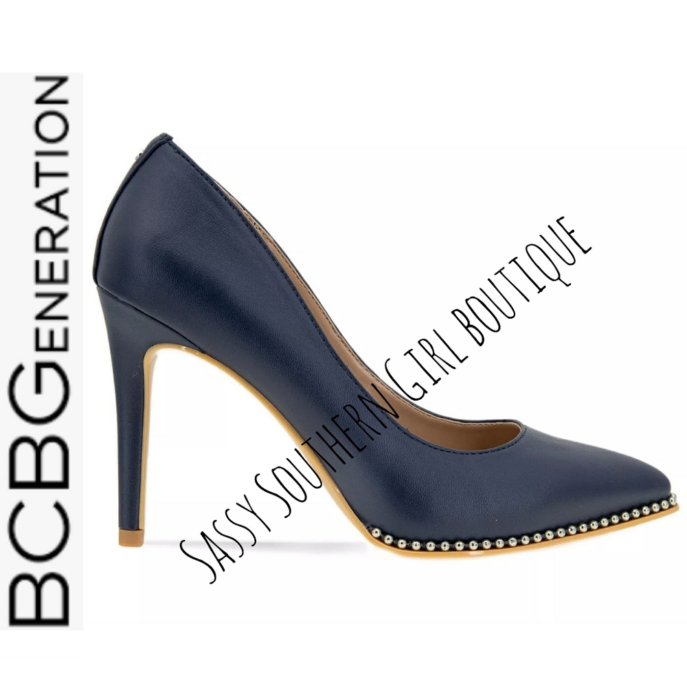 🆕⭐ BCBGeneration navy studded pumps - Picture 3 of 11